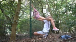 Amateur Facesitting – Uwielbiaem Liza Jej Due Cipki w Lesie Napalona Par