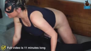 Amateur Facesitting – Milf Stepmom Dominates with Intense Facesitting and BDSM Play